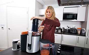 Benefits of using a juicer.