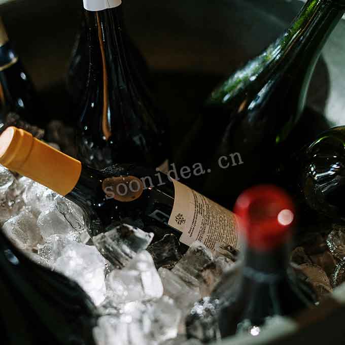 Four major development trends of the glass packaging indu...