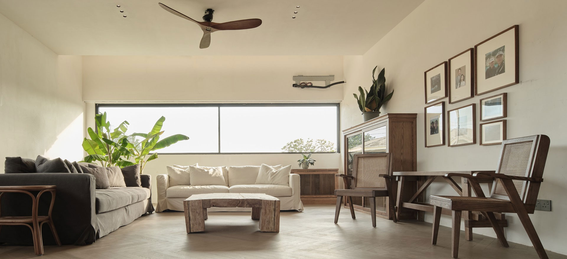 SLEEK120 series minimalist narrow edge sliding window