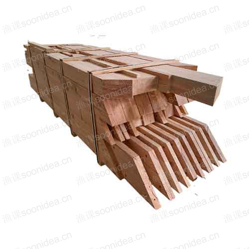 Circular spruce wood chips