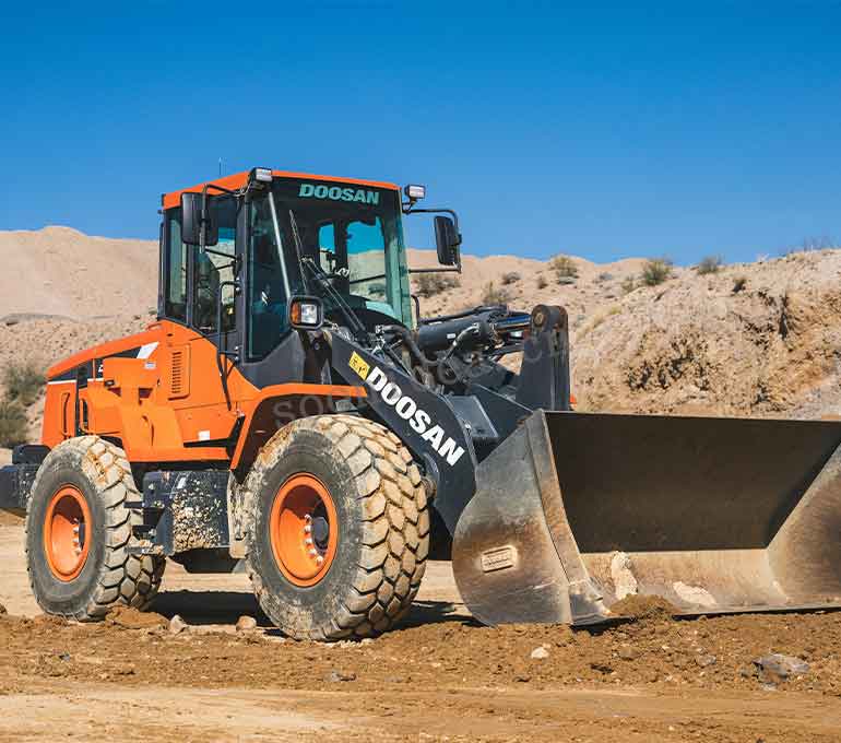 Multi bucket excavator