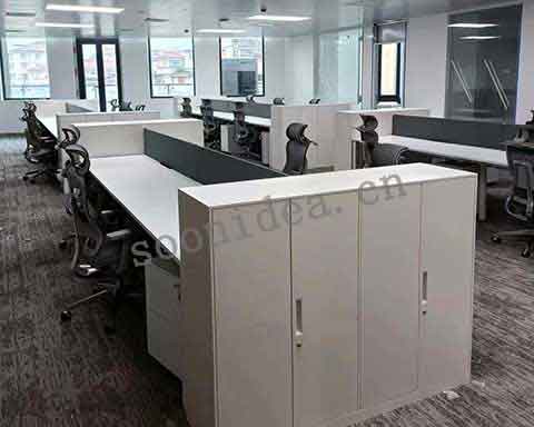 Photos of employees4