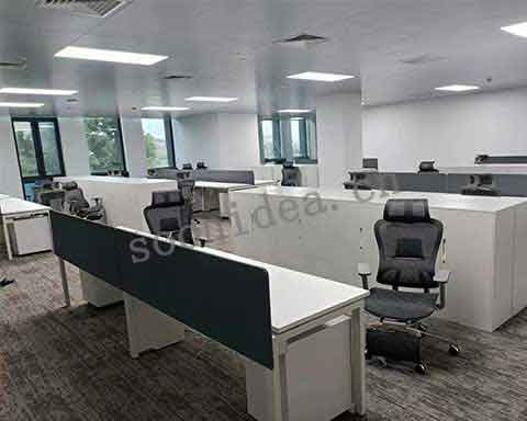 Photos of employees3
