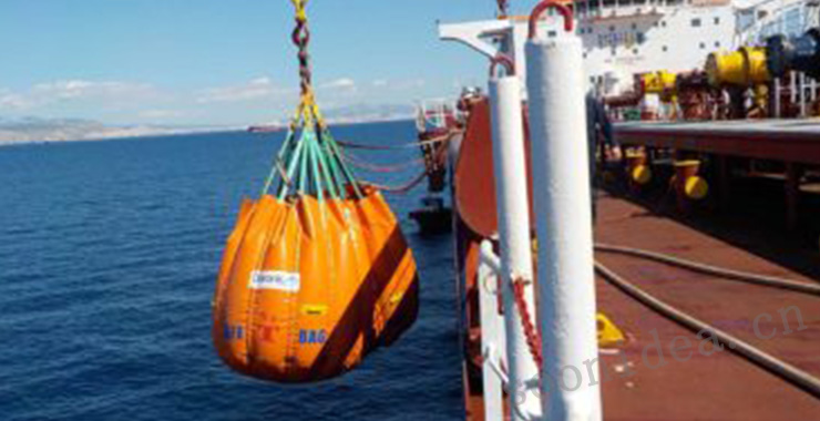 Cargo Gear Heavy Lift