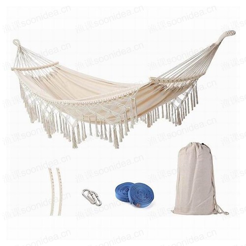 Outdoor lounge chairs